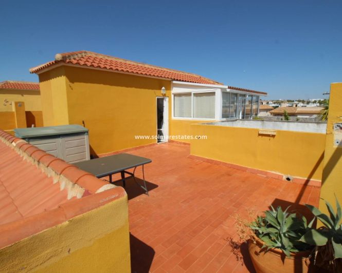 Image No.27-Appartement de 2 chambres à vendre à Cabo Roig
