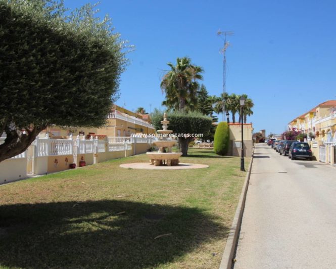 Image No.35-Appartement de 2 chambres à vendre à Cabo Roig