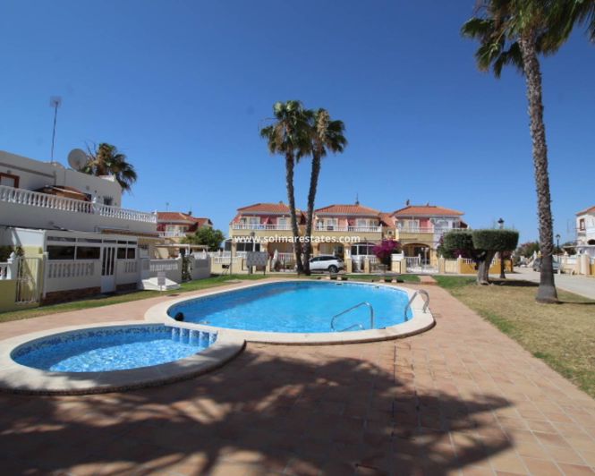 Image No.9-Appartement de 2 chambres à vendre à Cabo Roig
