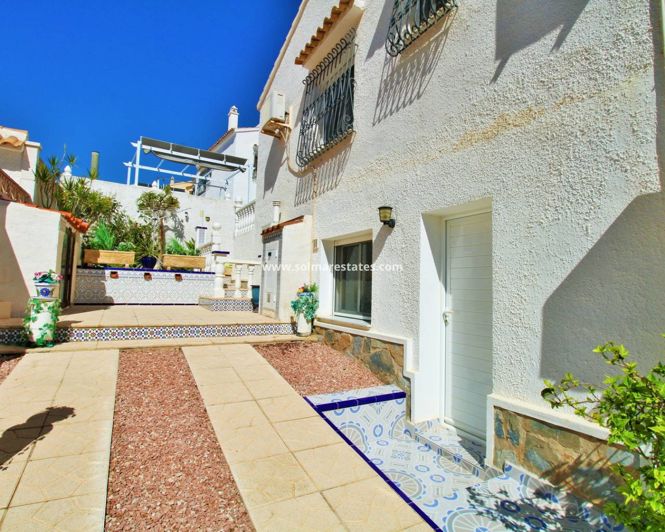 Image No.25-4 Bed Villa for sale