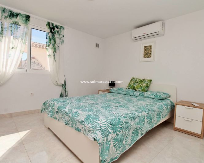Image No.26-4 Bed Villa for sale