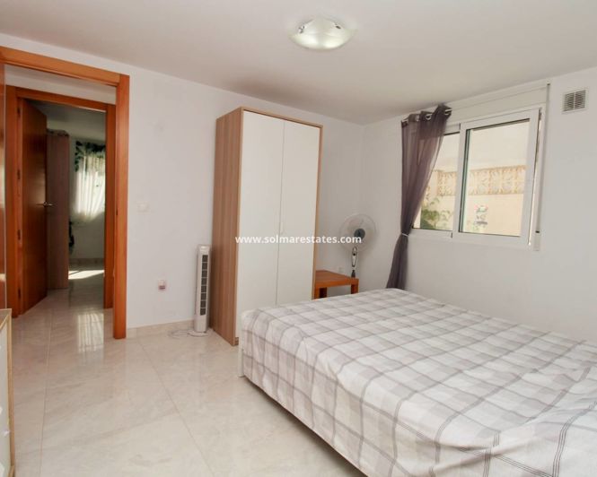 Image No.29-4 Bed Villa for sale