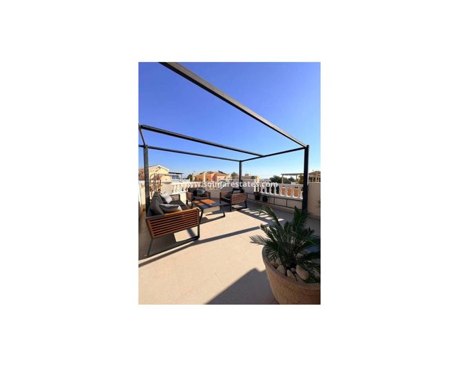 Image No.24-2 Bed Apartment for sale