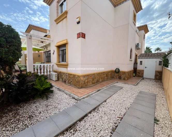 Image No.17-3 Bed Quad for sale