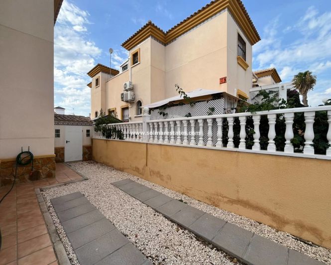 Image No.19-3 Bed Quad for sale