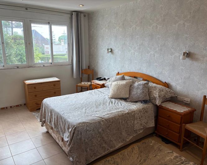 Image No.9-3 Bed Townhouse for sale