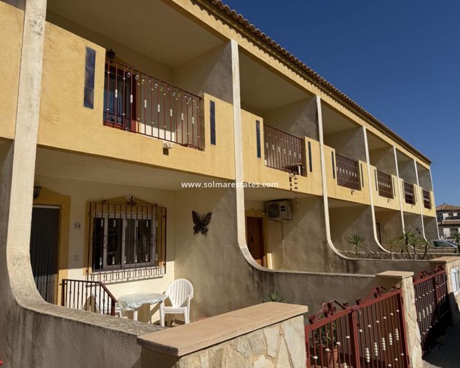 Image No.29-3 Bed Townhouse for sale