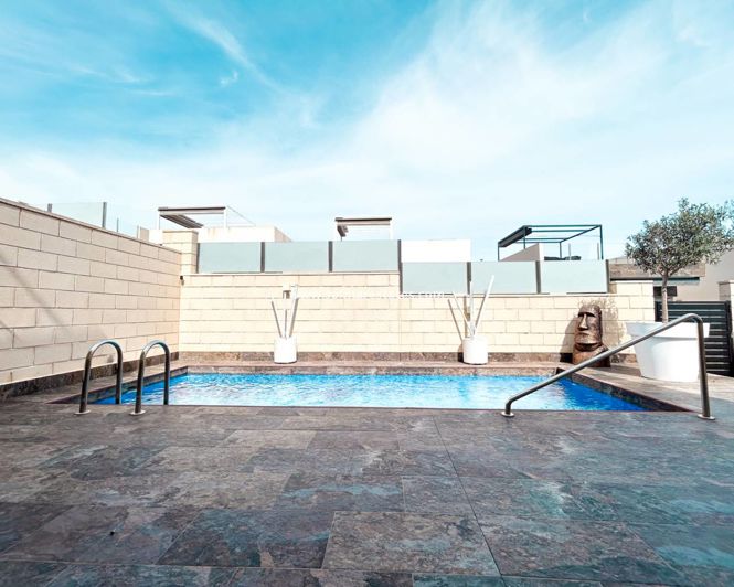 Image No.35-3 Bed Villa for sale