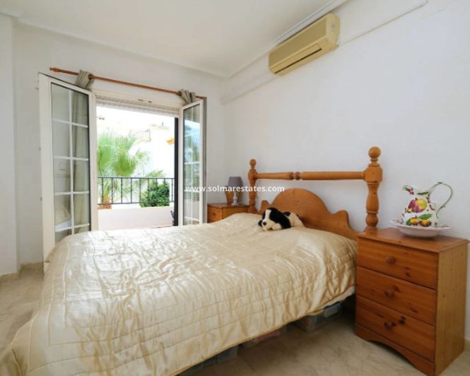 Image No.20-2 Bed Townhouse for sale