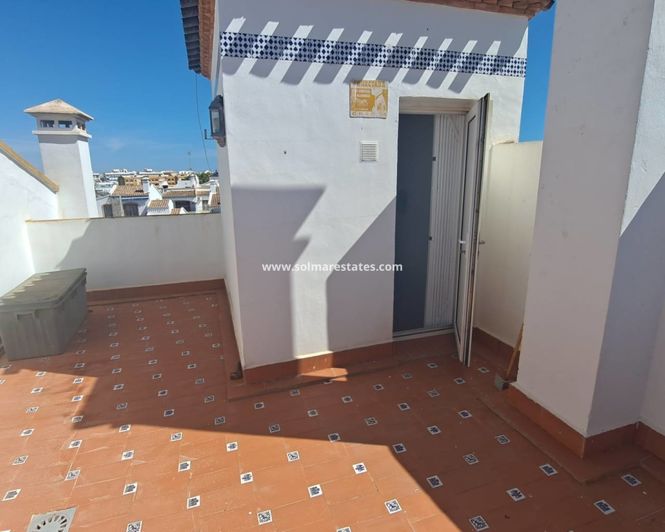Image No.28-2 Bed Townhouse for sale