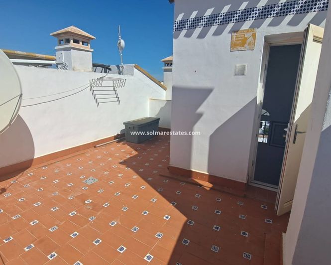 Image No.29-2 Bed Townhouse for sale