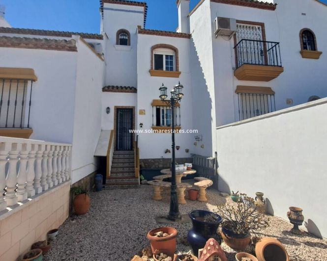 Image No.9-2 Bed Townhouse for sale