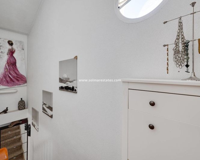 Image No.25-3 Bed Villa for sale