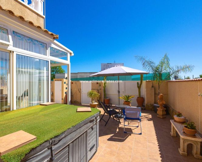 Image No.3-3 Bed Villa for sale