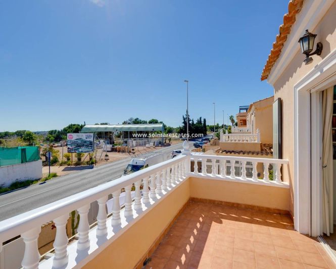 Image No.31-3 Bed Villa for sale