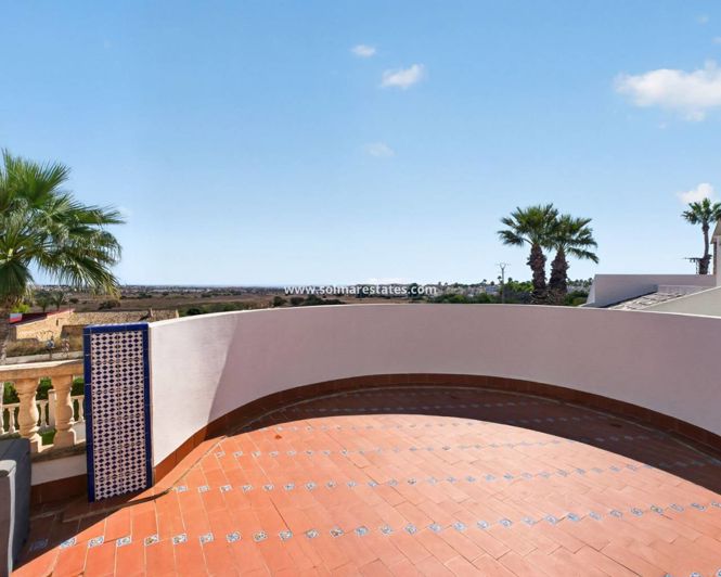 Image No.21-3 Bed Villa for sale
