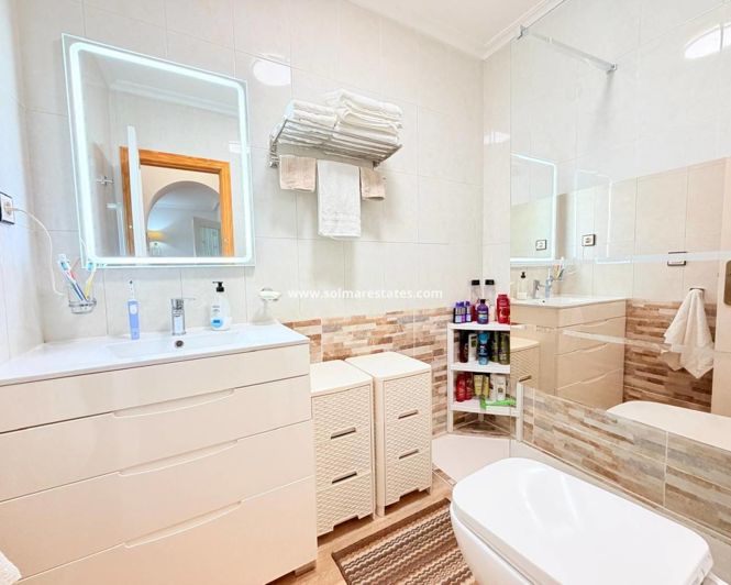 Image No.10-2 Bed Apartment for sale