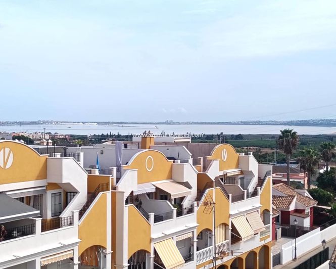 Image No.20-2 Bed Apartment for sale