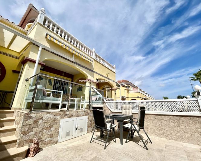 Image No.13-3 Bed Townhouse for sale