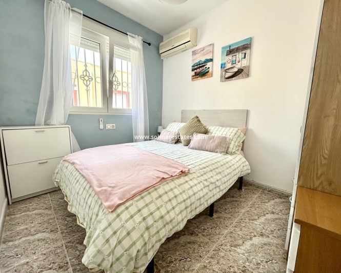 Image No.20-3 Bed Townhouse for sale