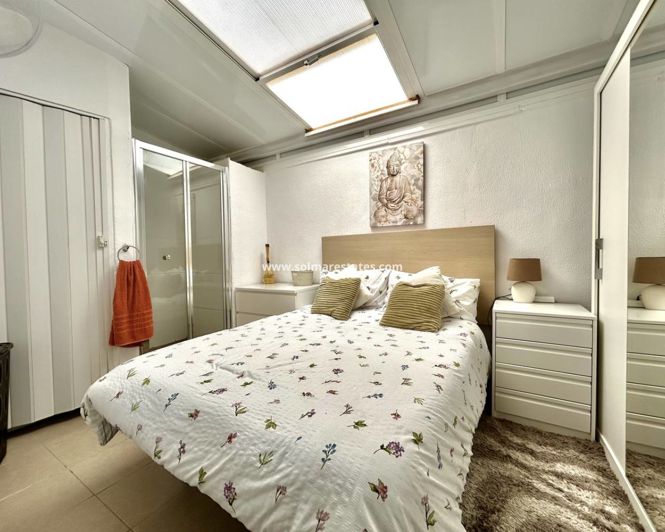 Image No.21-3 Bed Townhouse for sale