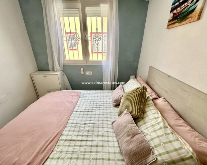 Image No.23-3 Bed Townhouse for sale