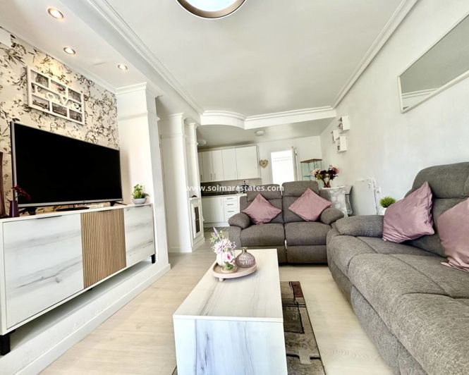 Image No.24-3 Bed Townhouse for sale