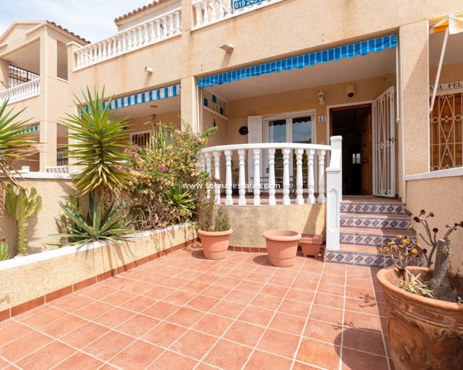 Image No.12-2 Bed Townhouse for sale