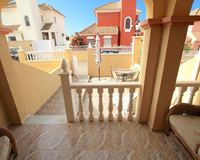 Image No.6-2 Bed Townhouse for sale