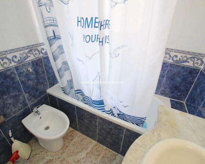 Image No.19-2 Bed House for sale
