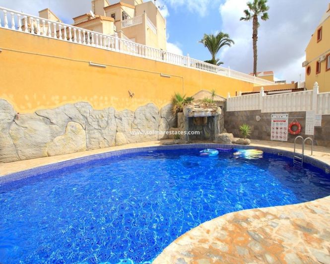 Image No.2-2 Bed House for sale