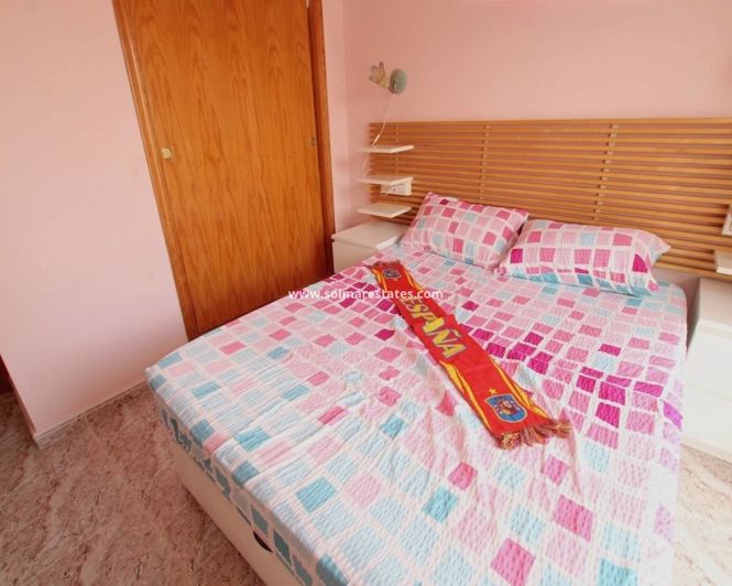 Image No.23-2 Bed House for sale
