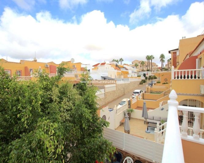 Image No.25-2 Bed House for sale
