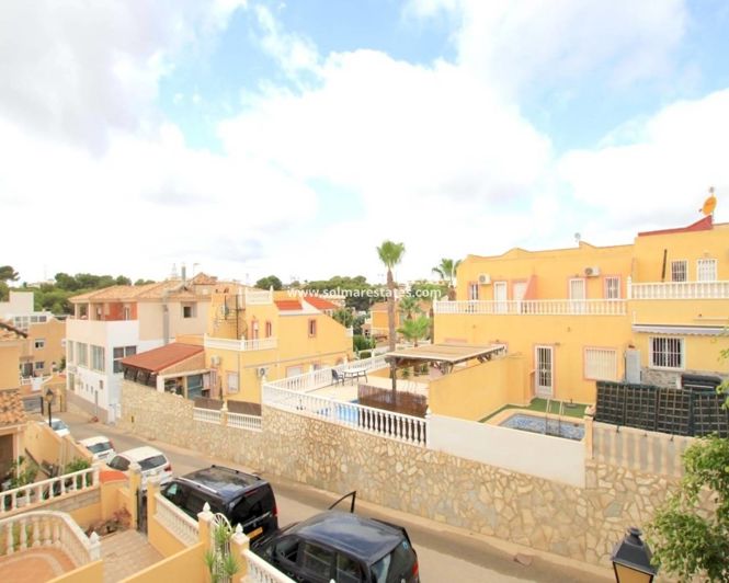 Image No.26-2 Bed House for sale