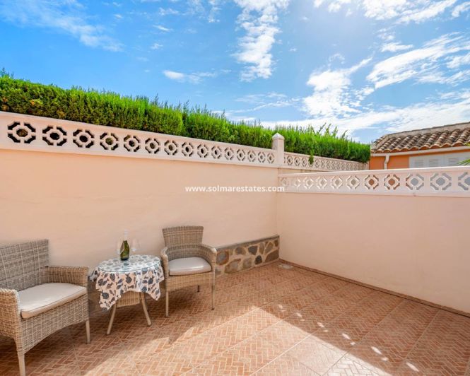 Image No.31-3 Bed Townhouse for sale