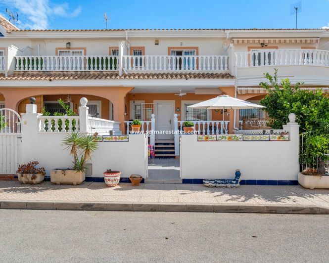 Image No.37-3 Bed Townhouse for sale