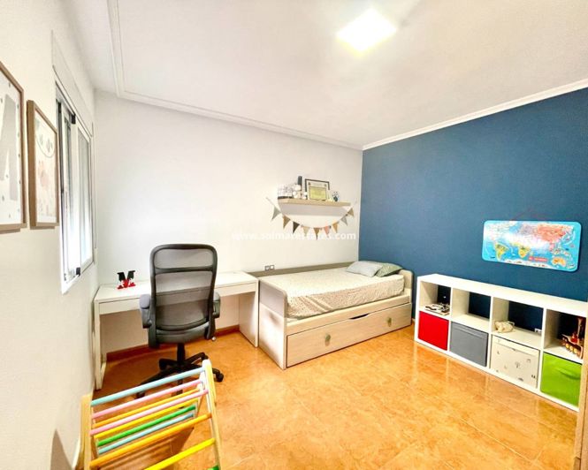 Image No.10-3 Bed Apartment for sale