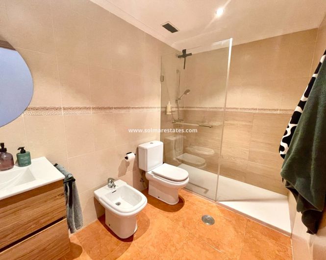 Image No.13-3 Bed Apartment for sale