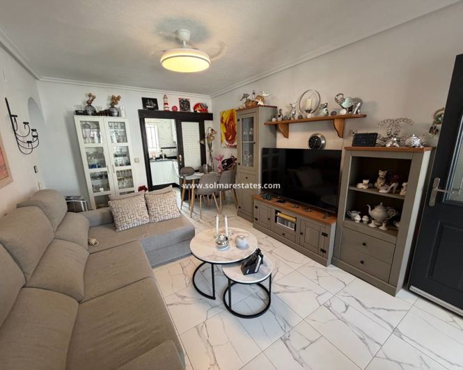 Image No.8-2 Bed Apartment for sale