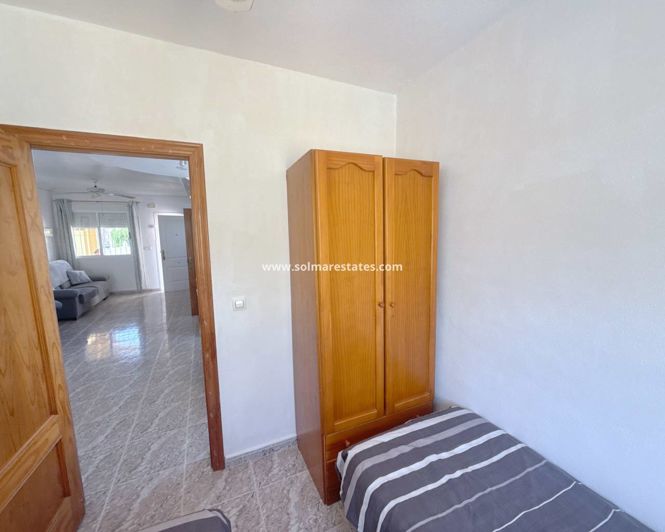 Image No.3-3 Bed House for sale