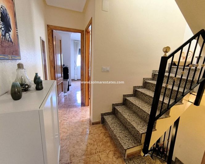 Image No.22-2 Bed House for sale