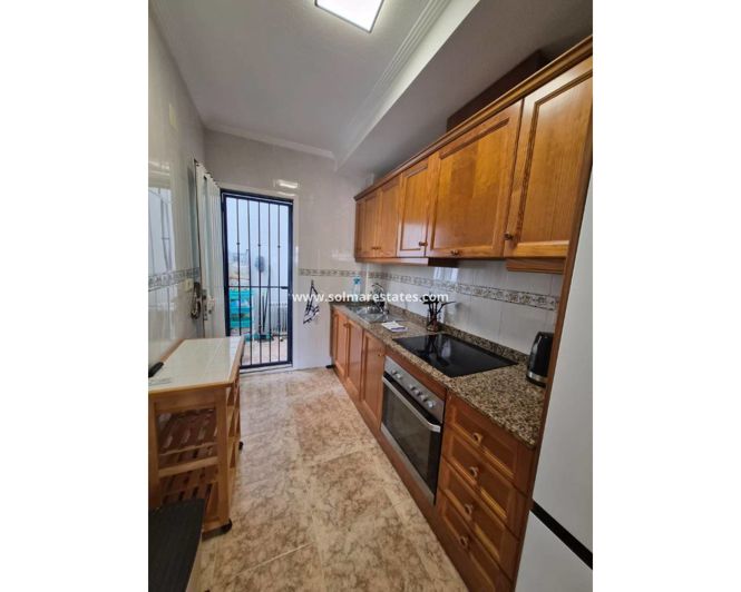 Image No.11-2 Bed Apartment for sale