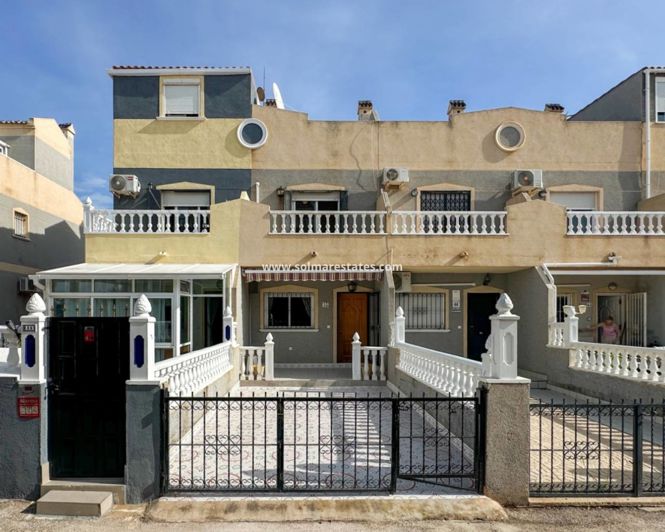 Image No.13-2 Bed Townhouse for sale