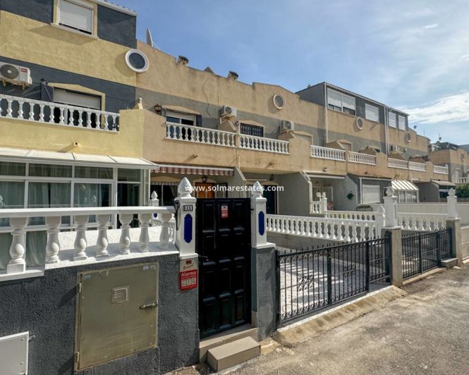 Image No.14-2 Bed Townhouse for sale