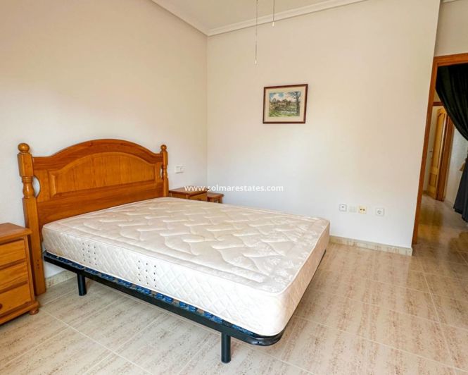 Image No.7-2 Bed Townhouse for sale
