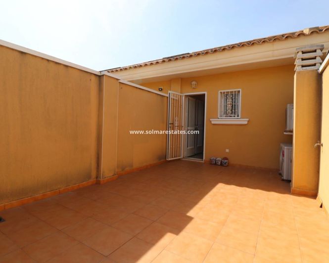 Image No.20-2 Bed Apartment for sale