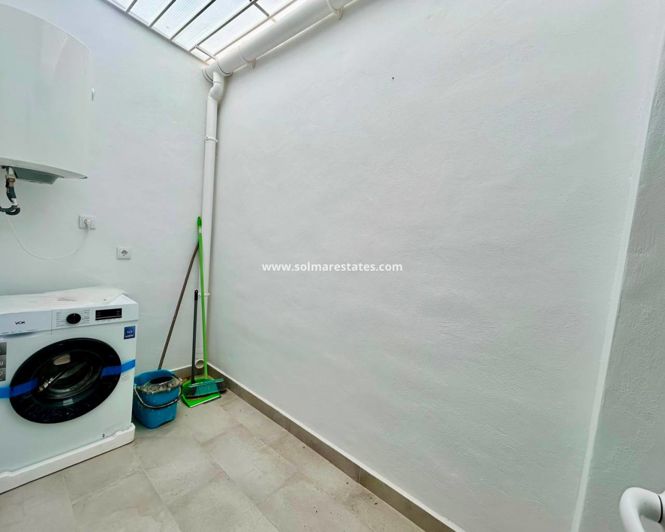 Image No.16-2 Bed Bungalow for sale