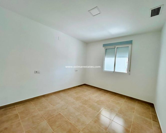 Image No.22-2 Bed Bungalow for sale