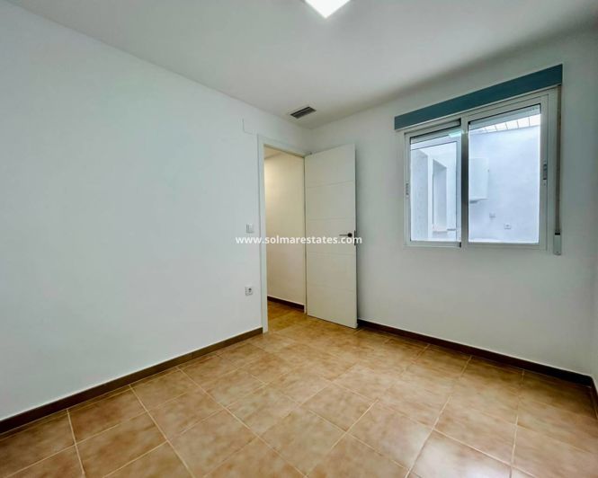 Image No.24-2 Bed Bungalow for sale