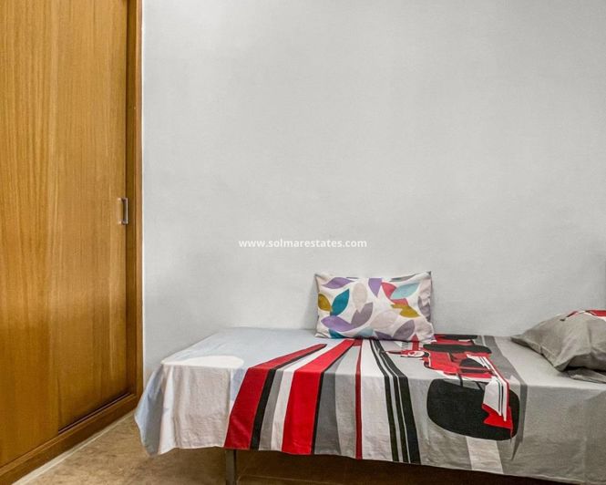 Image No.25-3 Bed Bungalow for sale